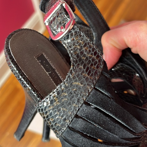 Amazingly comfy platform sandals! Size 10 - Picture 5 of 5